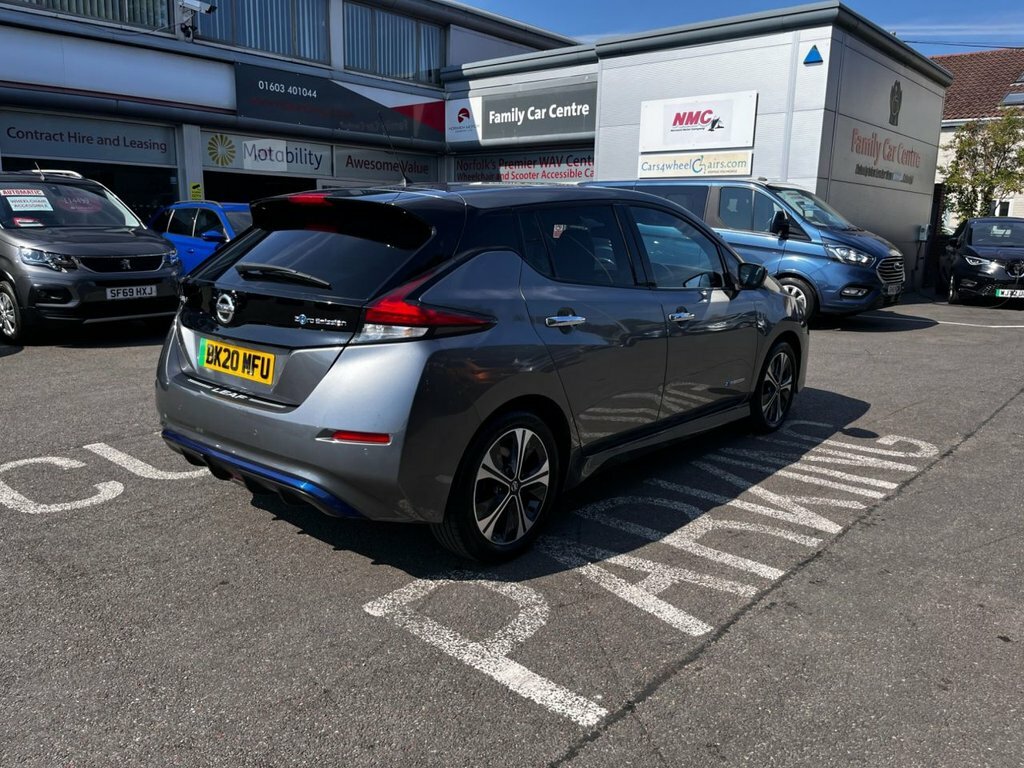 Nissan Leaf Hatchback Grey #3
