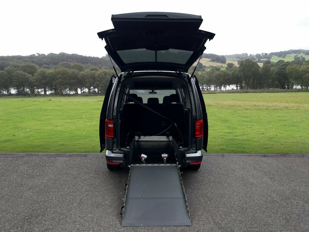 Volkswagen Caddy Maxi Life Mpv Grey #4
