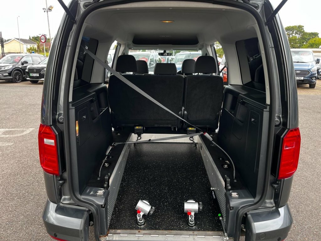 Volkswagen Caddy Maxi Life Mpv Grey #4