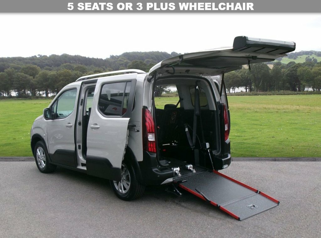 Peugeot Rifter Mpv Beige