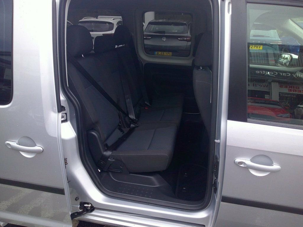 Volkswagen Caddy Maxi Life 2L C20 Maxi Blue #10