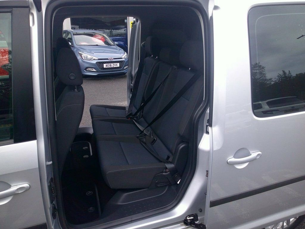 Volkswagen Caddy Maxi Life 2L C20 Maxi Blue #9