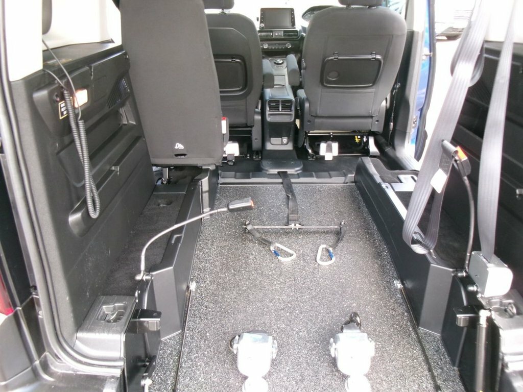 Peugeot Rifter Mpv Blue #2