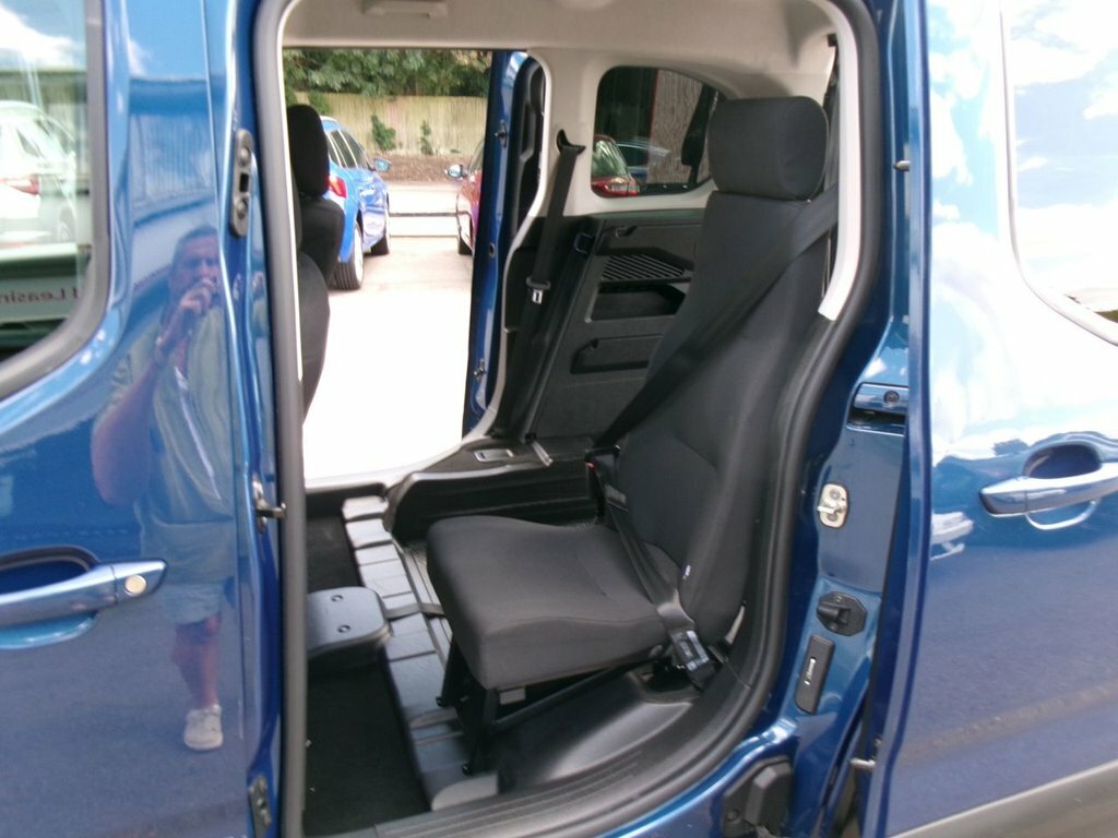 Peugeot Rifter Mpv Blue #4