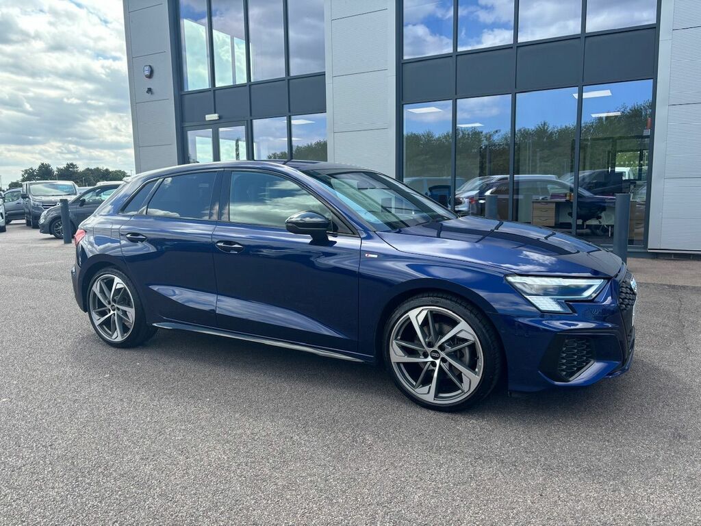 Audi A3 1.5 Tfsi 35 Edition 1 Sportback S Tronic 150Ps LY23ZZJ Blue #3