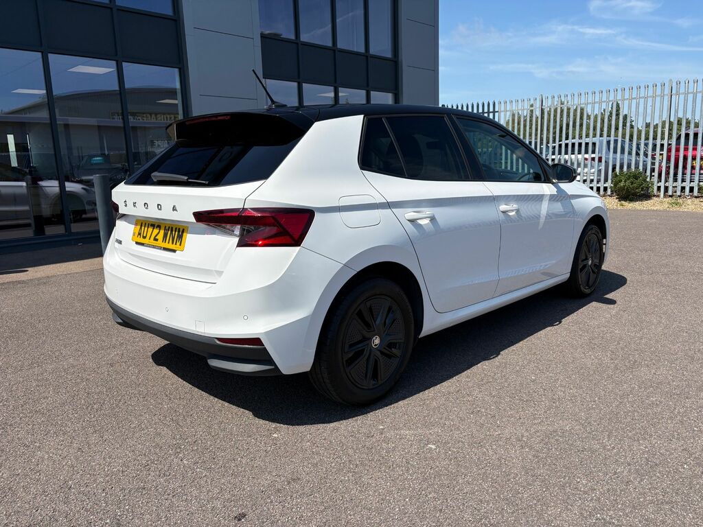 Skoda Fabia 1.0 Tsi Colour Edition AU72WNM White #5
