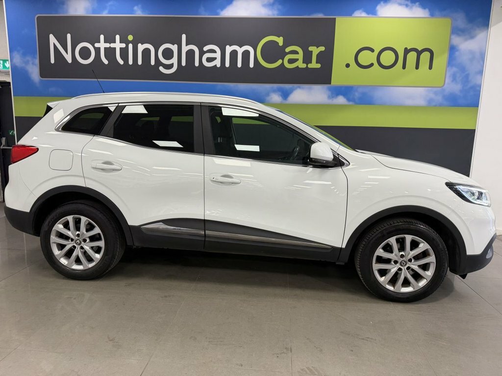 Renault Kadjar 1.2L Dynamique Nav White #4