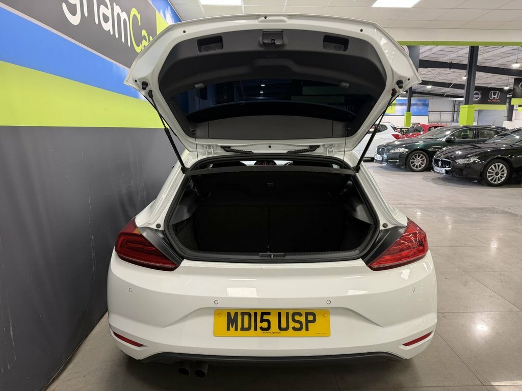 Volkswagen Scirocco 1.4L Gt White #6