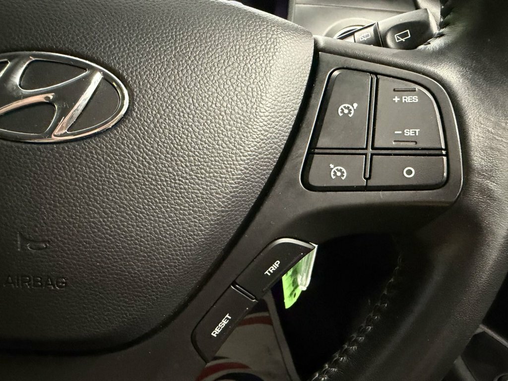 Hyundai I10 1.0 Se White #19