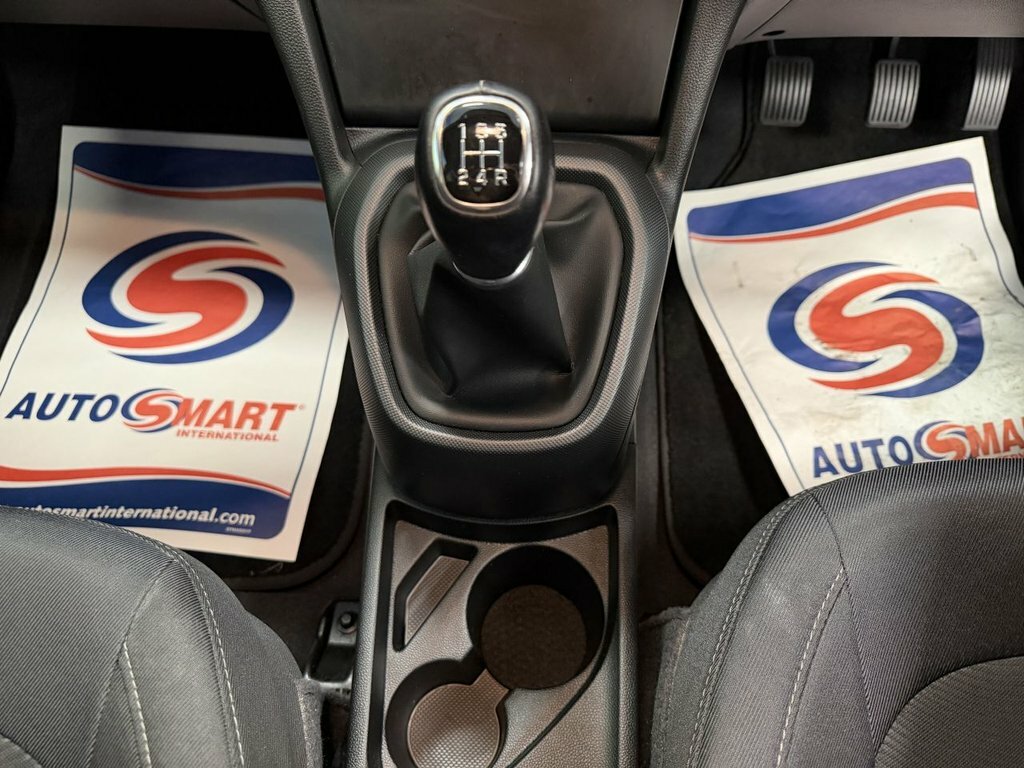 Hyundai I10 1.0 Se White #22