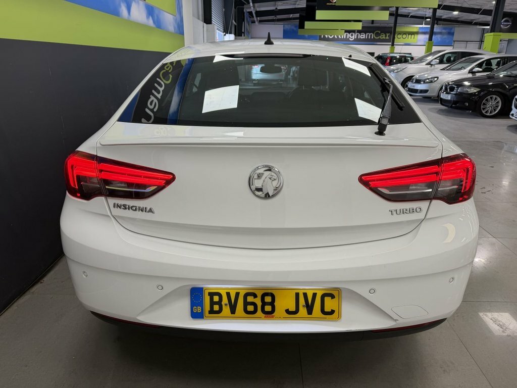 Vauxhall Insignia 1.5L Sri White #4