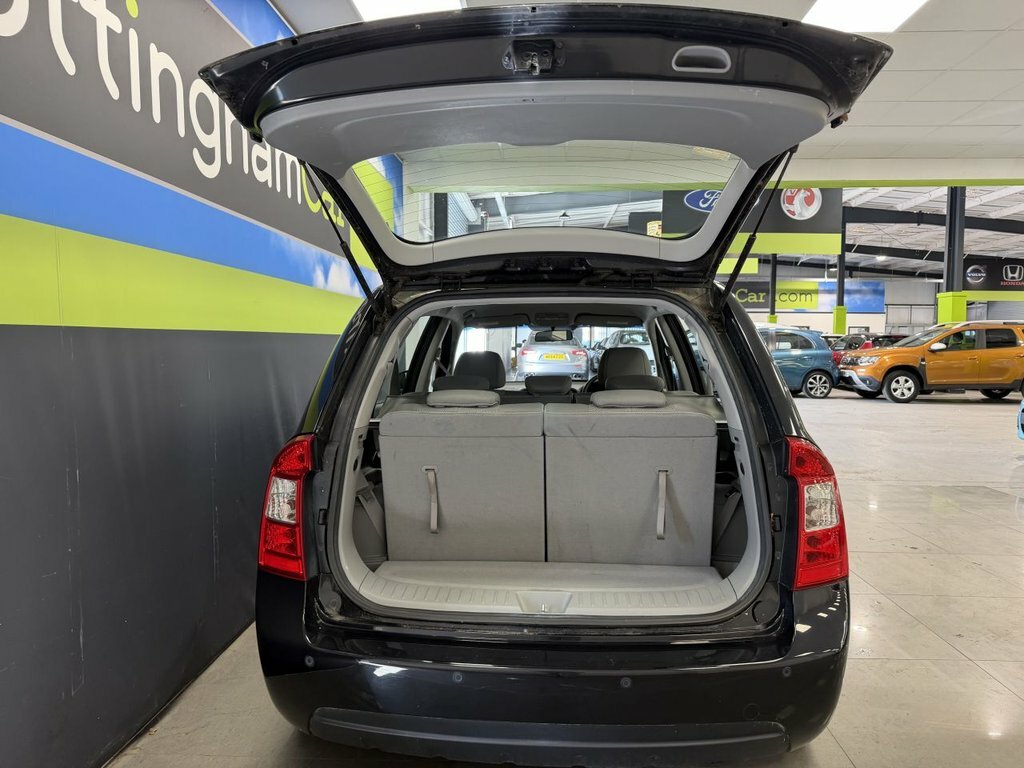 Kia Carens 2L Gs Black #6