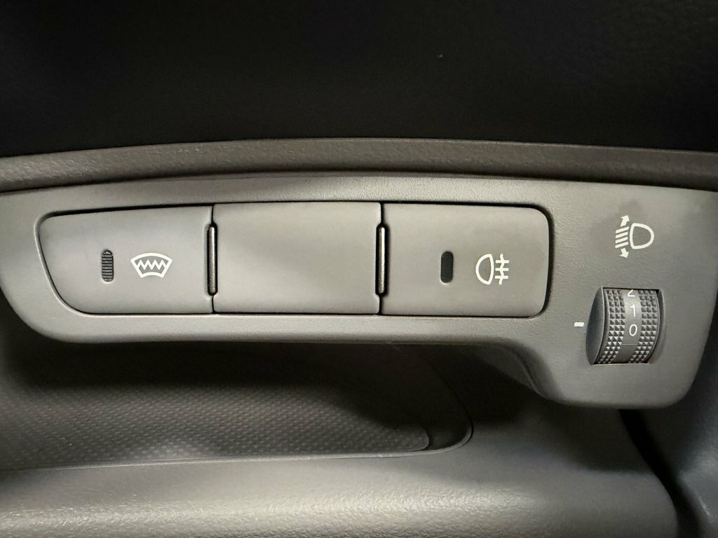 Kia Carens S 5Str Silver #14