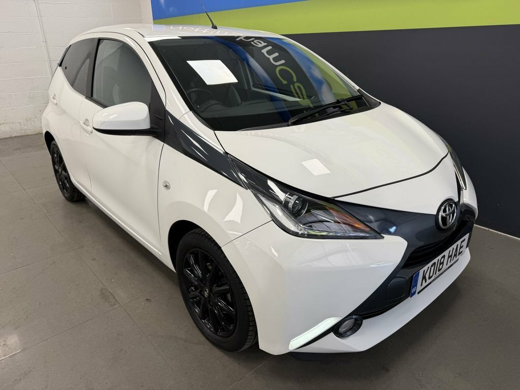 Toyota Aygo 1L X-style White #2