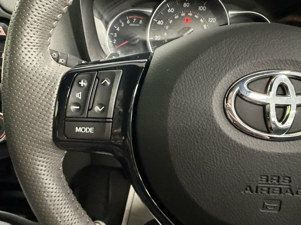 Toyota Yaris Active Blue #17