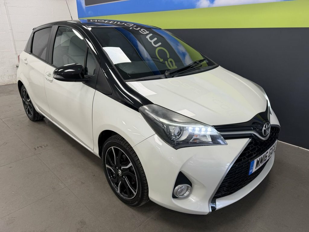 Toyota Yaris 1.3L Design White #3