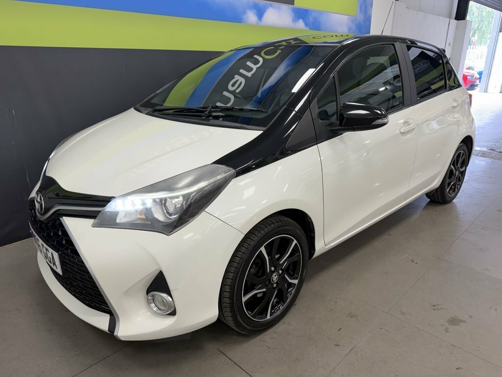Toyota Yaris Active Blue #10