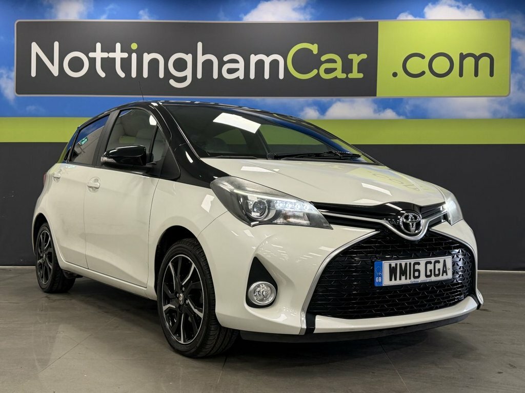 Toyota Yaris 1.3L Design White