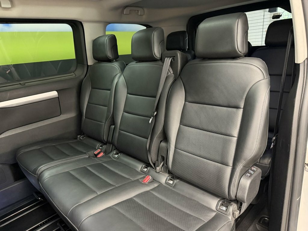 Peugeot Traveller Active Black #43