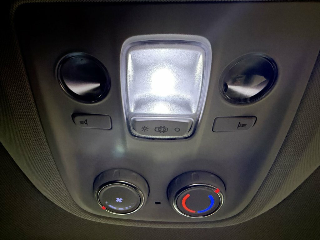 Peugeot Traveller Active Black #41