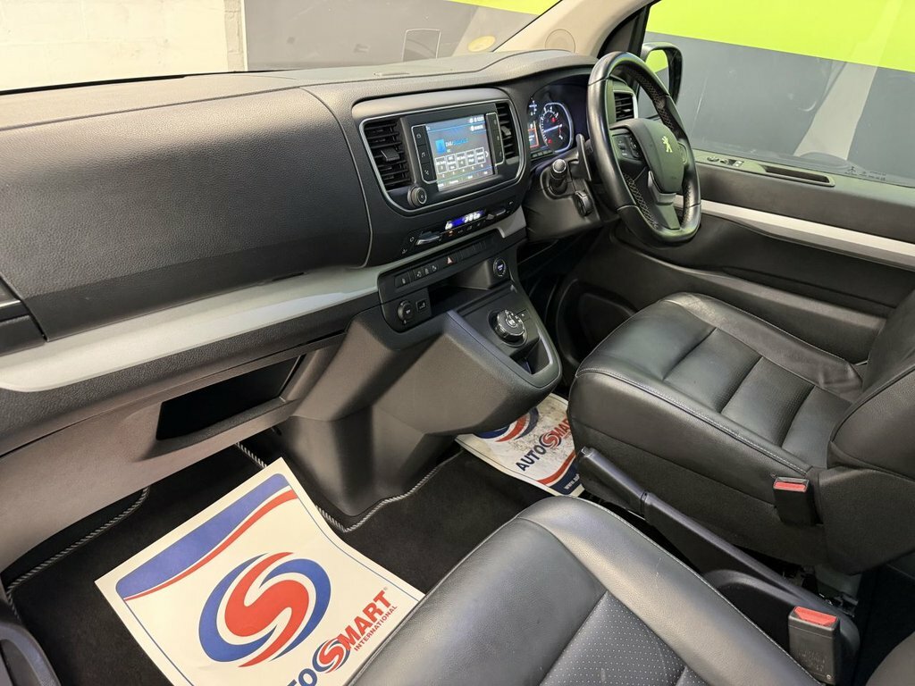 Peugeot Traveller Active Black #32