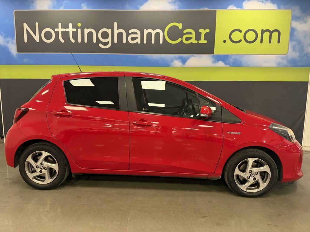 Toyota Yaris 1.5L Icon Red #3