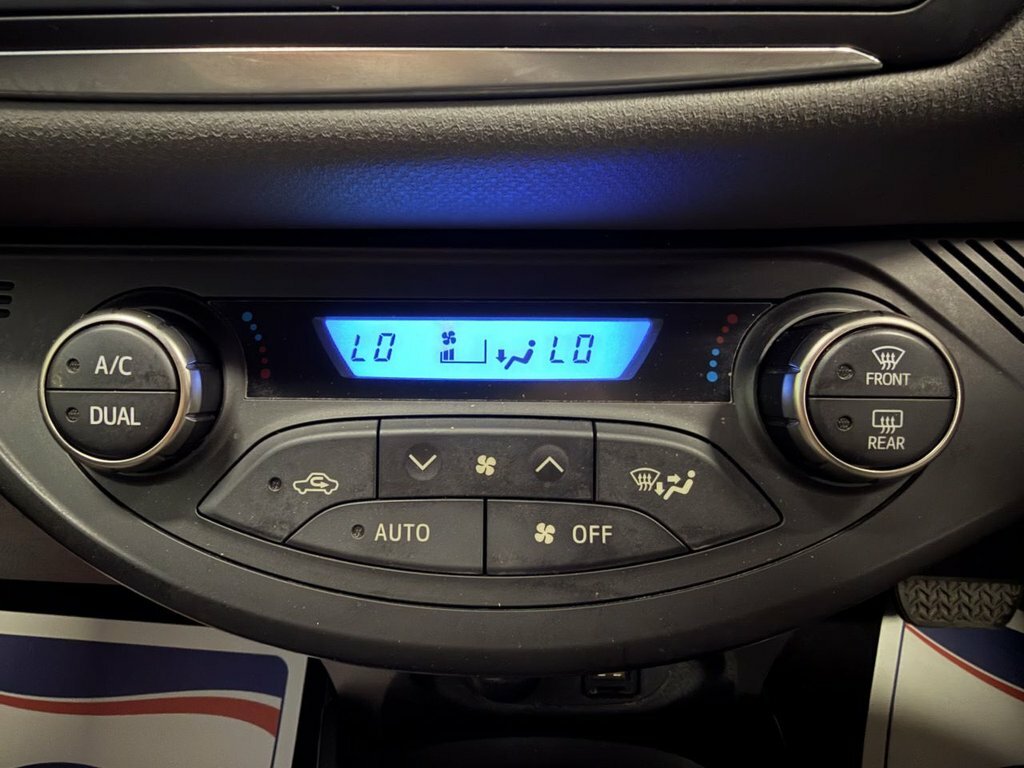 Toyota Yaris Design Blue #25