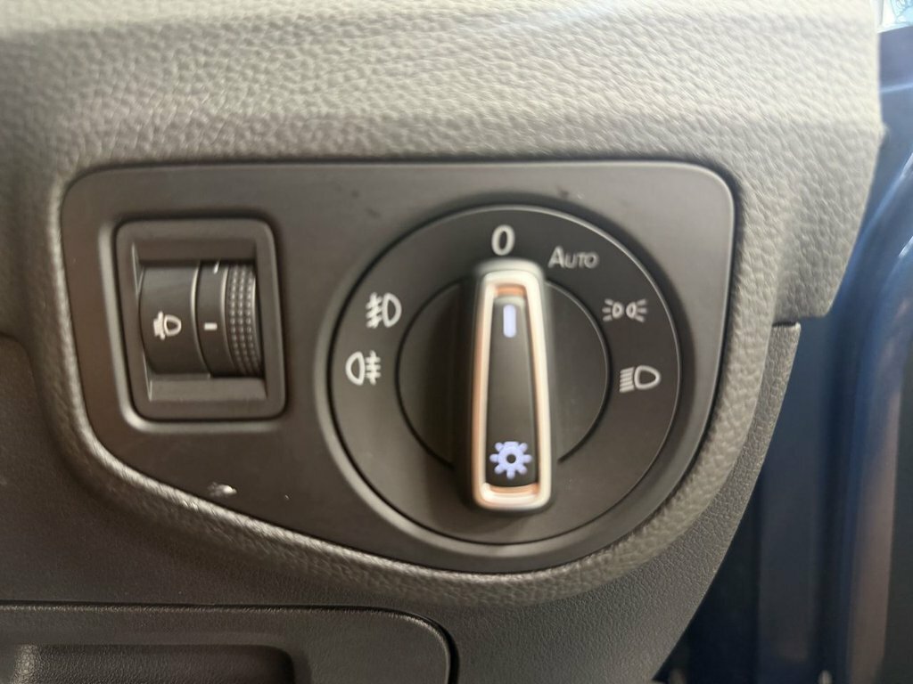 Volkswagen Golf SV Sv 2.0 Tdi Bluemotion Tech Gt Silver #26
