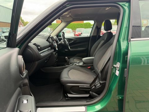 Mini Clubman 1.5 Cooper Classic DP22TLU Green #2