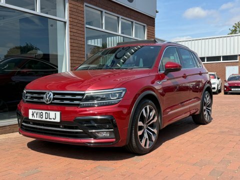 Volkswagen Tiguan 2.0 Tdi R-line Red #6