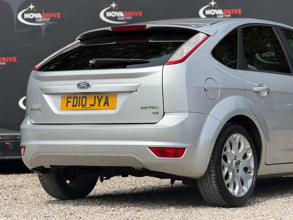 Ford Focus 1.6 Tdci Dpf Zetec Estate 115 G Red #11