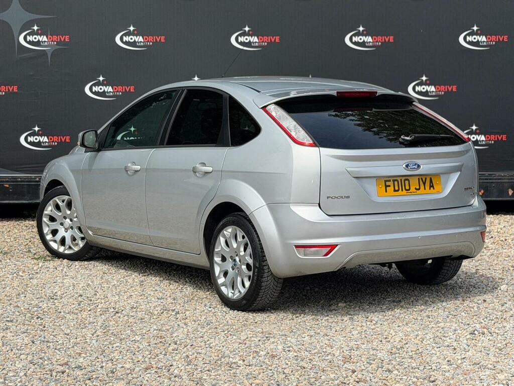 Ford Focus 1.6 Tdci Dpf Zetec Estate 115 G Red #15