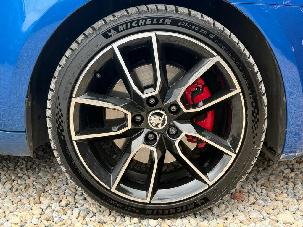 Skoda Octavia Skoda Estate 2.0 Tdi Cr Vrs Blue #23