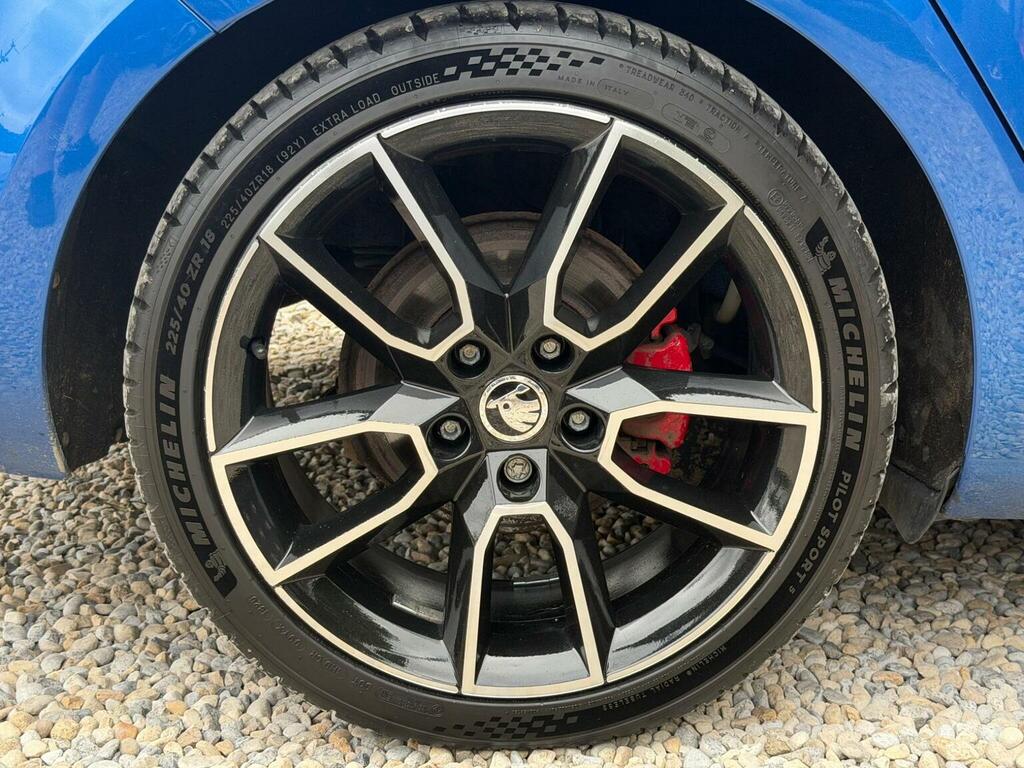 Skoda Octavia Skoda Estate 2.0 Tdi Cr Vrs Blue #26