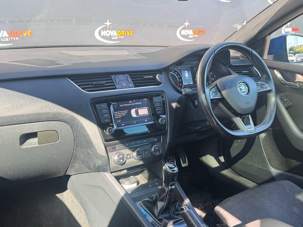 Skoda Octavia Skoda Estate 2.0 Tdi Cr Vrs Blue #50