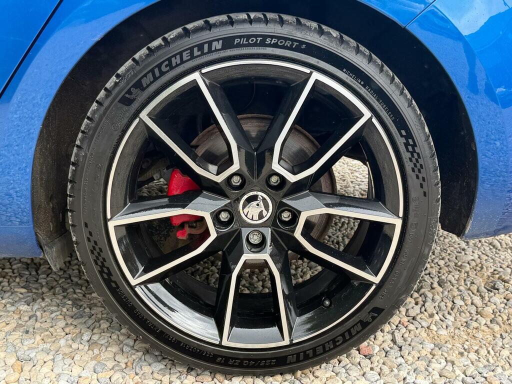 Skoda Octavia Skoda Estate 2.0 Tdi Cr Vrs Blue #24