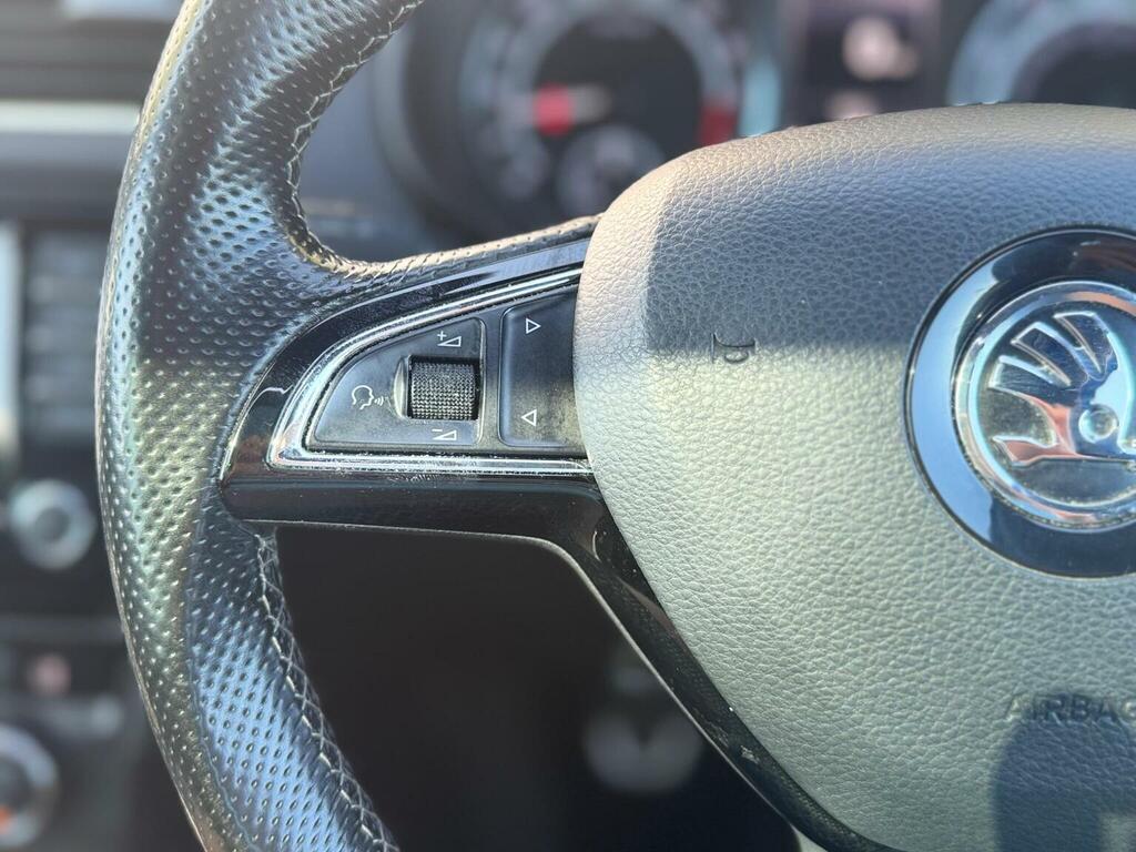 Skoda Octavia Skoda Estate 2.0 Tdi Cr Vrs Blue #31