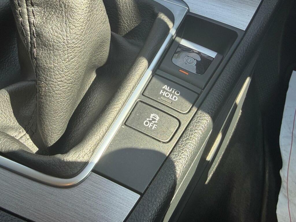 Volkswagen Passat Executive #36