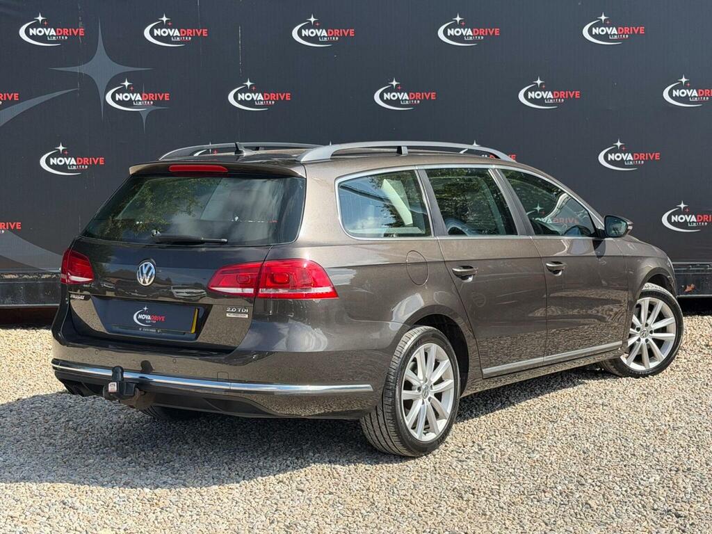 Volkswagen Passat Executive #9