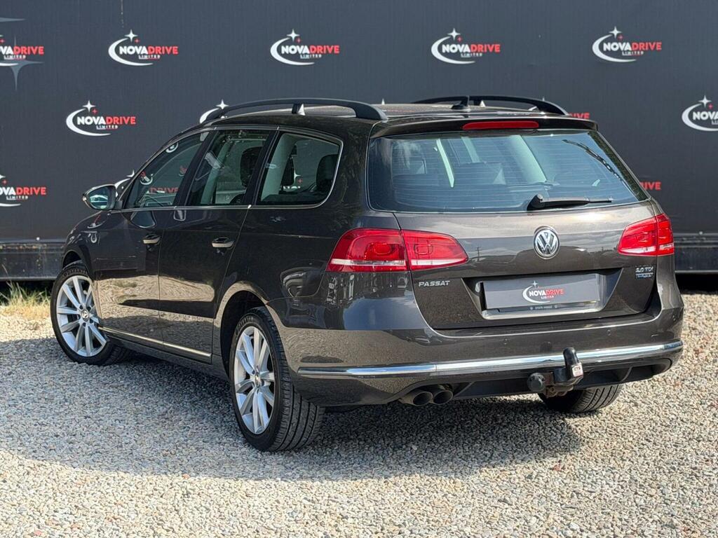 Volkswagen Passat Executive #15
