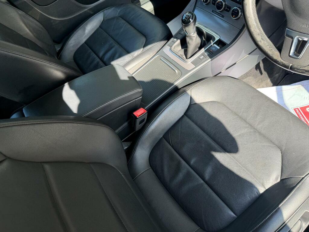 Volkswagen Passat Executive #50