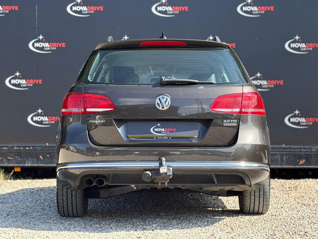 Volkswagen Passat Executive #14