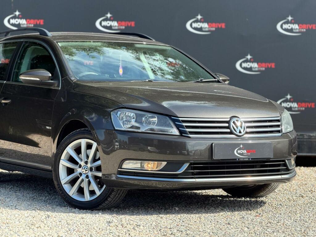 Volkswagen Passat Executive #8