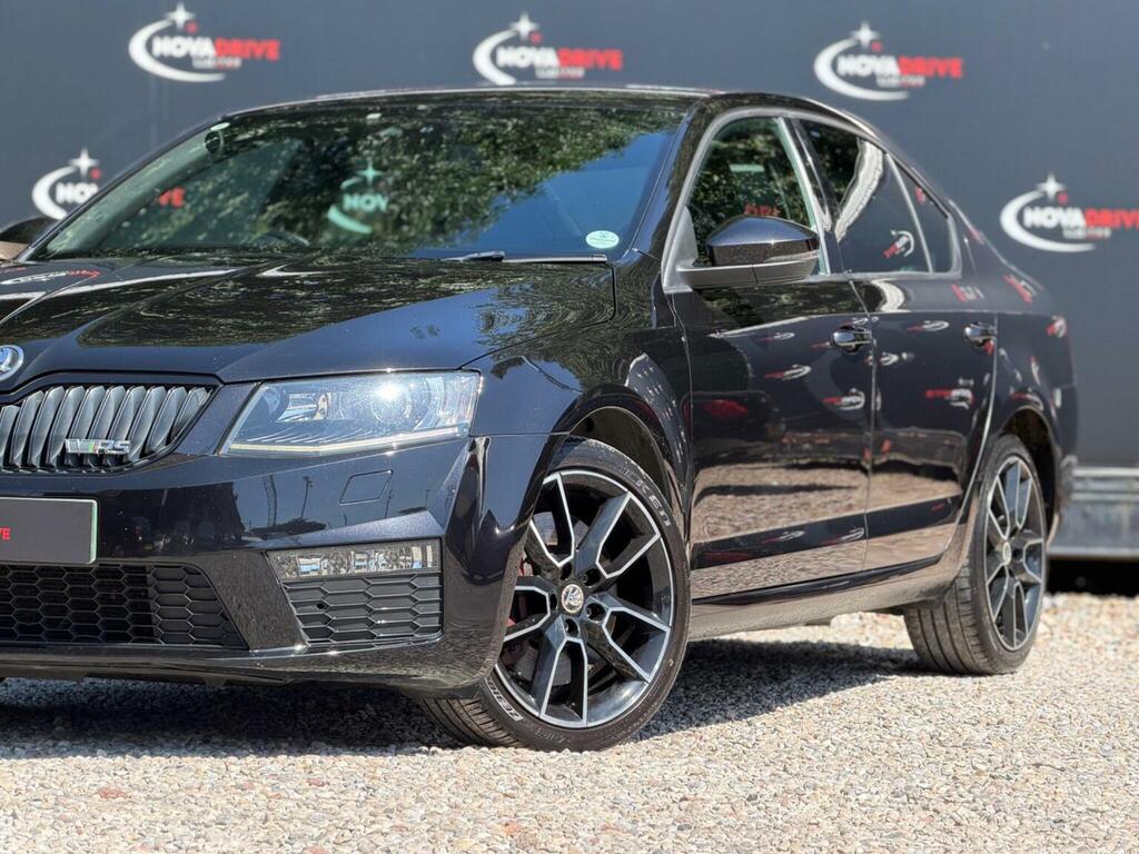 Skoda Octavia 2.0 Tdi Vrs Dsg Euro 5 Ss Black #3