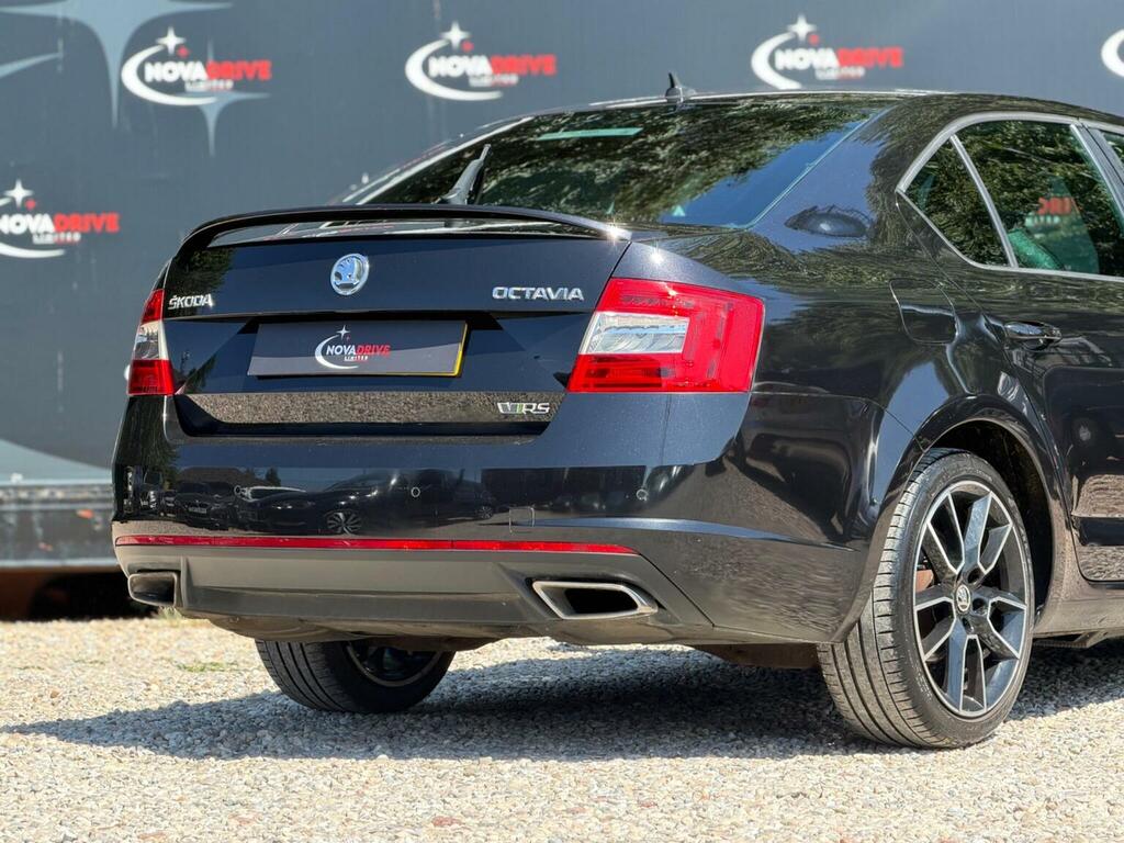 Skoda Octavia 2.0 Tdi Vrs Dsg Euro 5 Ss Black #12