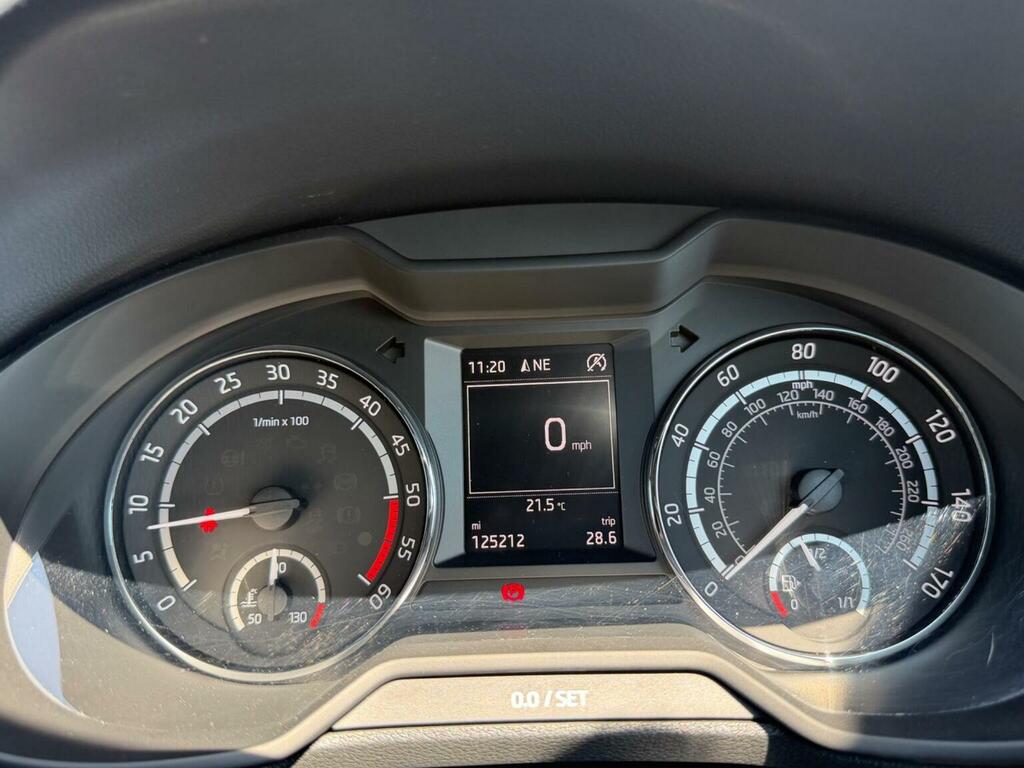 Skoda Octavia 2.0 Tdi Vrs Dsg Euro 5 Ss Black #34