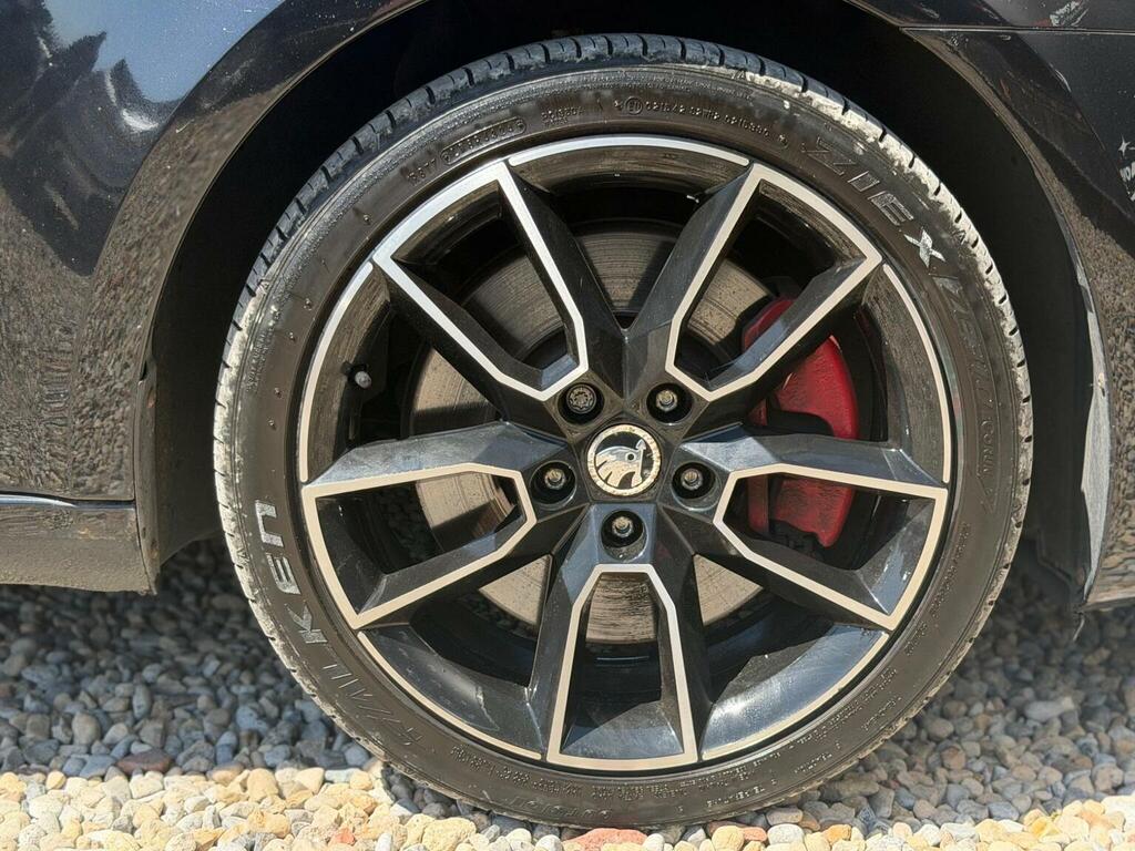 Skoda Octavia 2.0 Tdi Vrs Dsg Euro 5 Ss Black #24