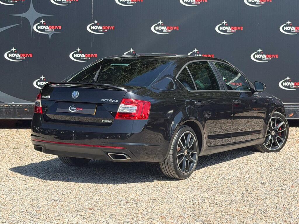 Skoda Octavia 2.0 Tdi Vrs Dsg Euro 5 Ss Black #9