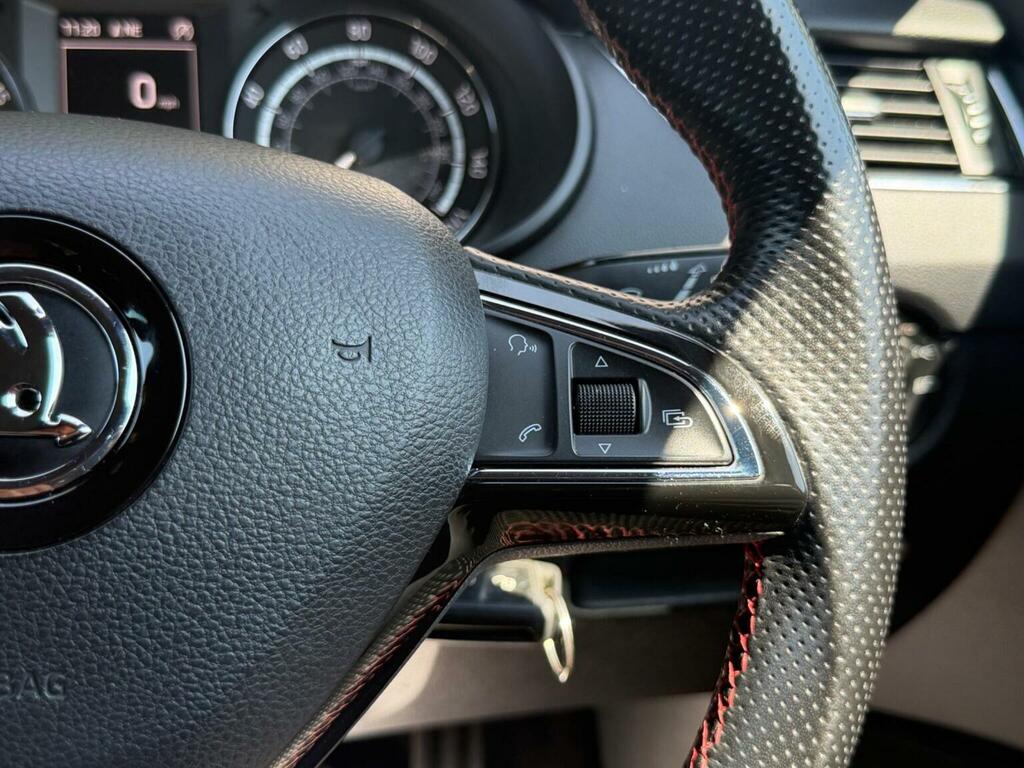 Skoda Octavia 2.0 Tdi Vrs Dsg Euro 5 Ss Black #33
