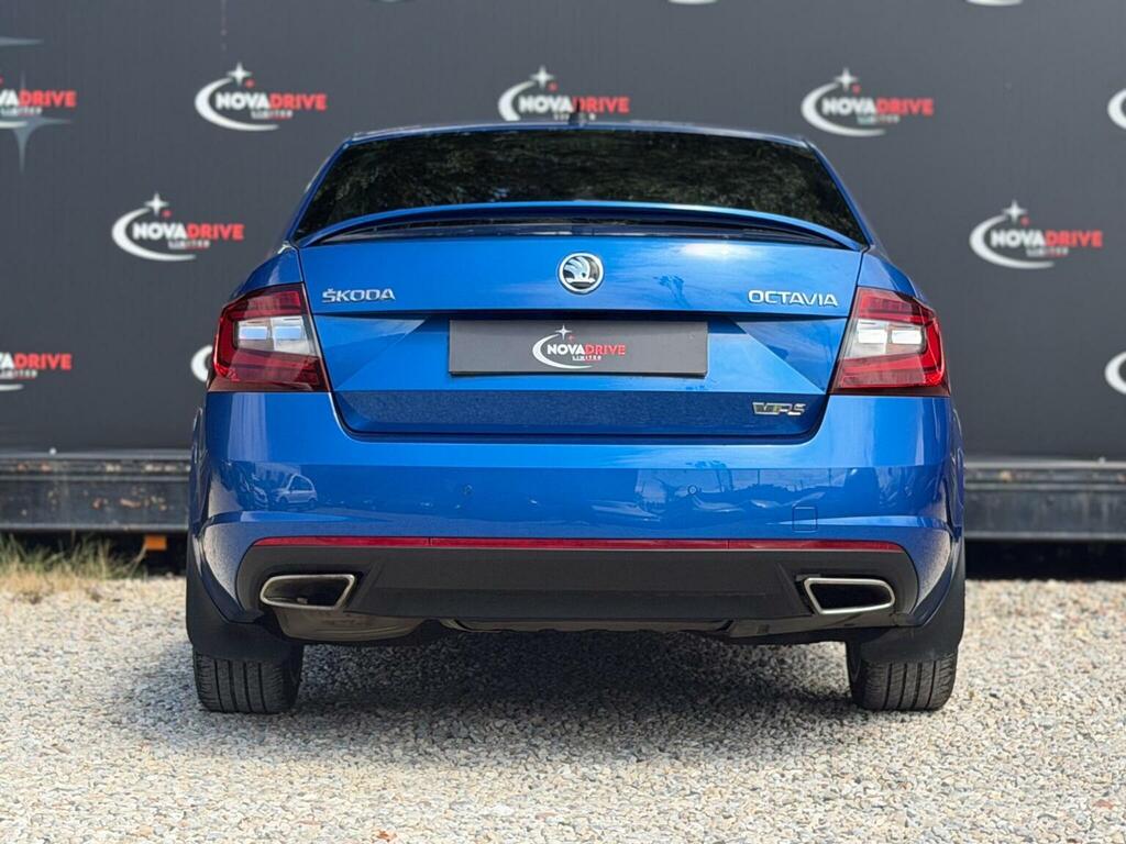Skoda Octavia  White #14
